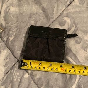 Small coach wallet black authentic signature